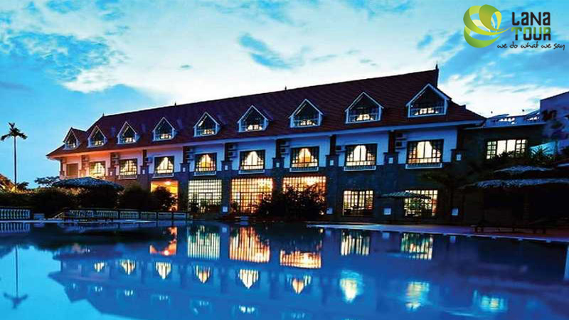 V - RESORT 4*