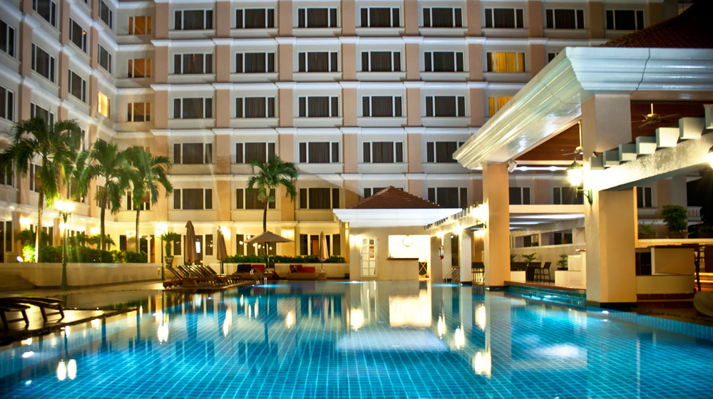 EQUATORIAL